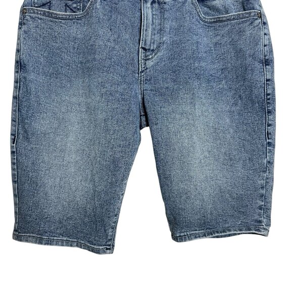 True Religion Denim Shorts Mens 32 Blue Rocco Relaxed Skinny Jean Light Wash - Picture 4 of 11